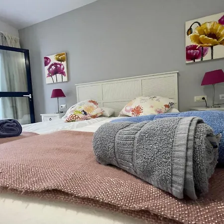 Malvasia Villa Puerto Calero