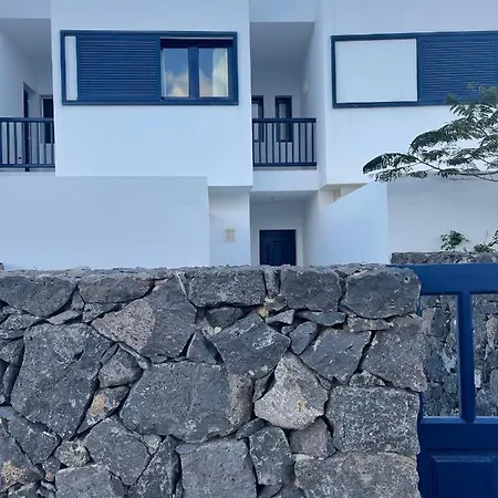 Malvasia Villa Puerto Calero